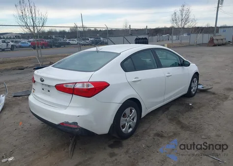 2015 Kia Forte Lx z USA, uszkodzony, nr VIN KNAFX4A69F5391495